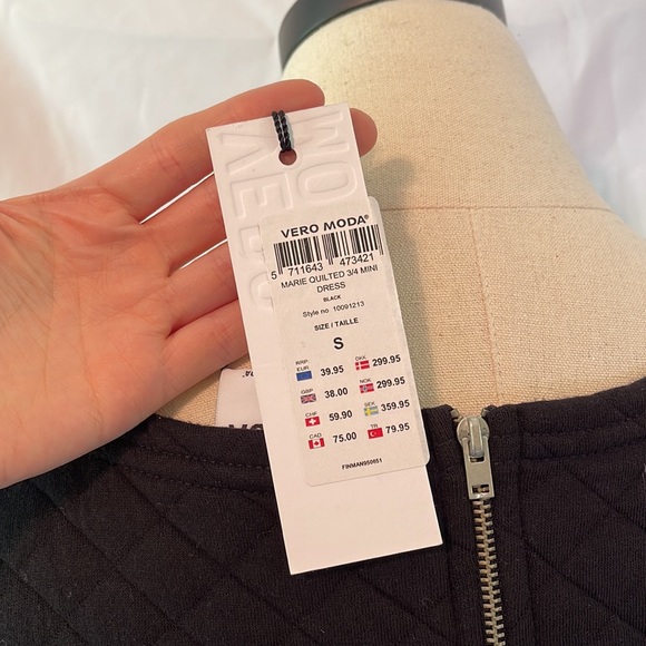 Vero Moda Black Super Soft Cotton Quilted Form Fitting Dress - Picture 4 of 5